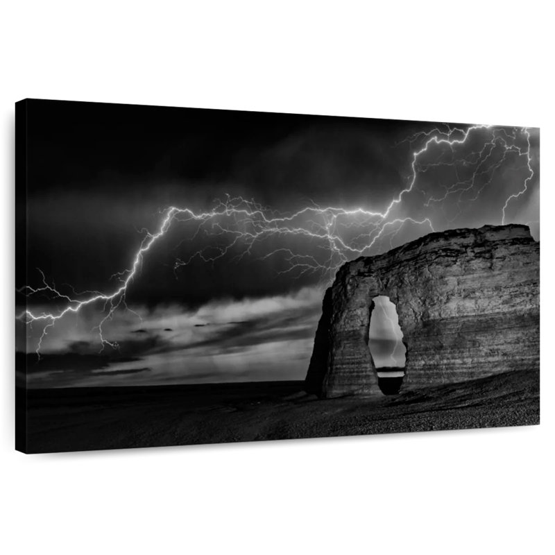 Alvord BW Lightning At MR, 26" H x 39" W