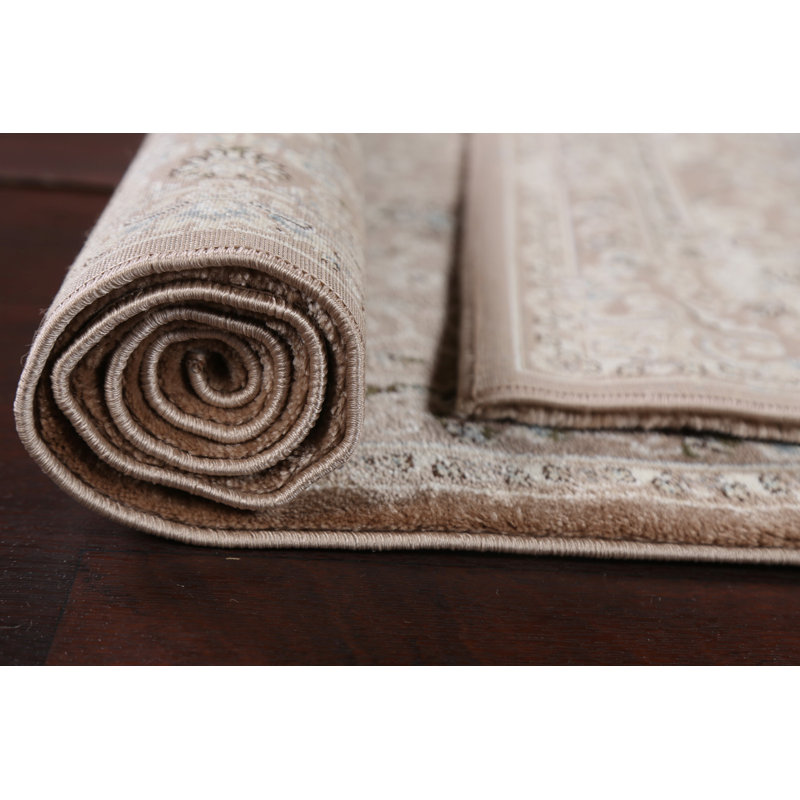 Indoor Rug, Runner 2'7" x 9'10"