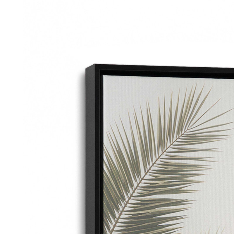Impression sur toile Palm Grove Bliss, Cadre flottant noir satiné, H 36,75 po x l 24,75 po x P 1,75 po