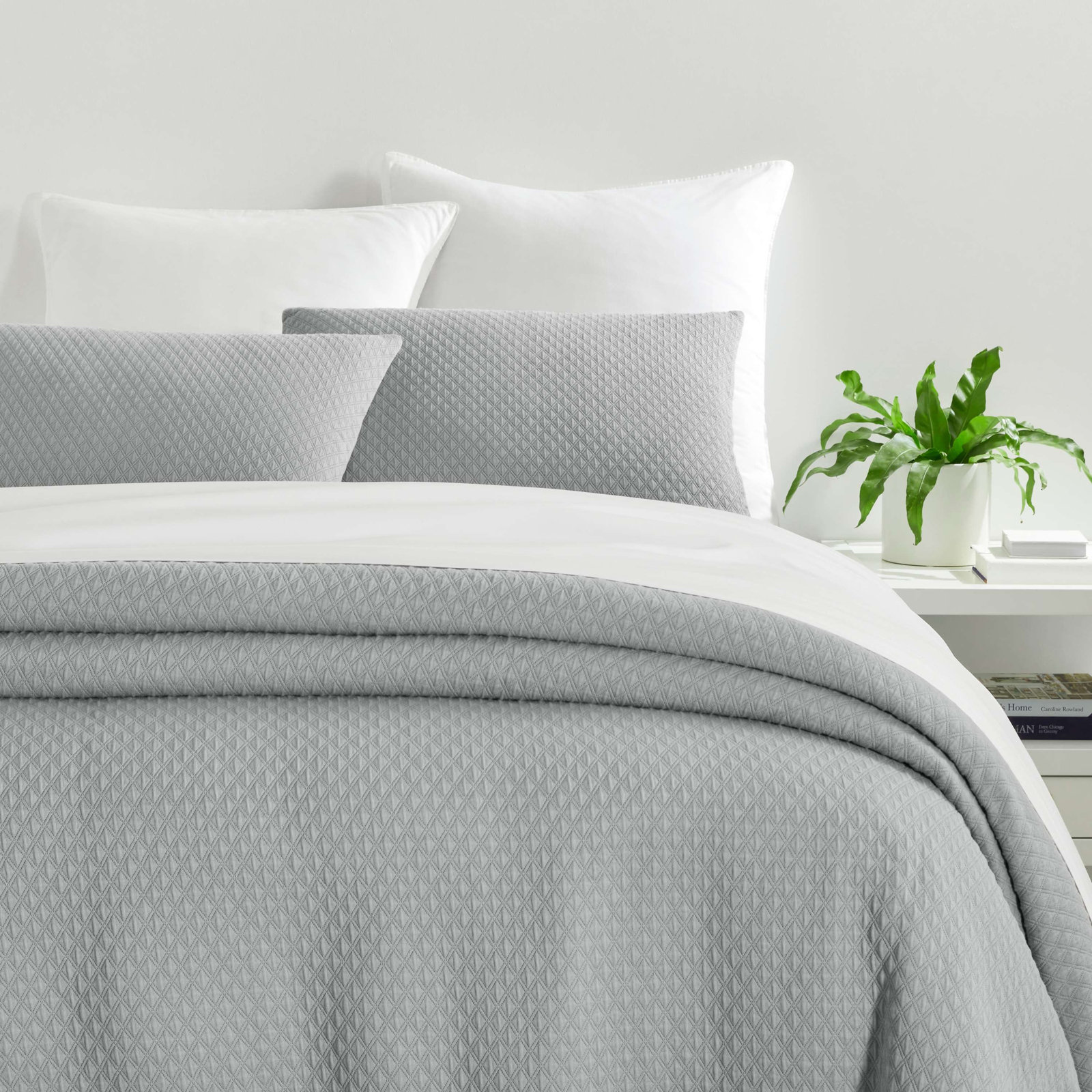 Bridie Cotton Coverlet Set, Full/Queen Coverlet/Bedspread + 2 Standard Shams, Navy