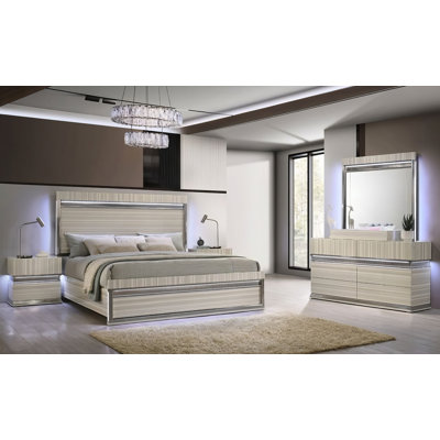 Ensemble de chambre à coucher très grand 4 pièces Carrar