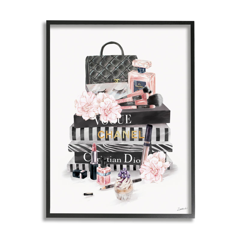 Pile à livres Daily Glam, Giclée encadrée noir minuit, H 30 po x l 24 po