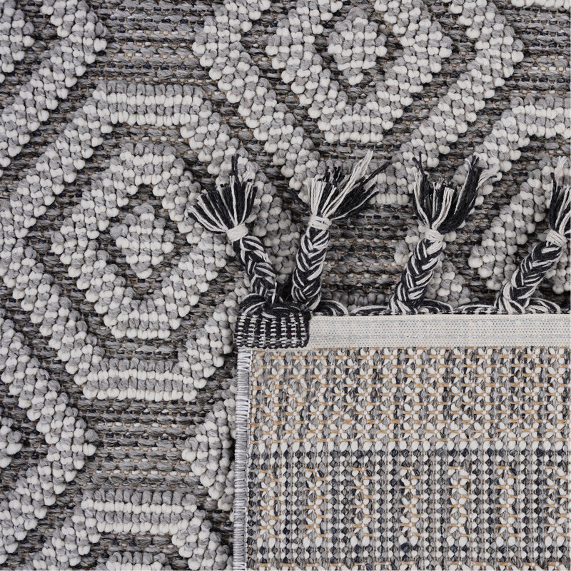 Collection Grey/White /Geometric Indoor/Outdoor Area Rug, Rectangle 6'7" x 7'9"