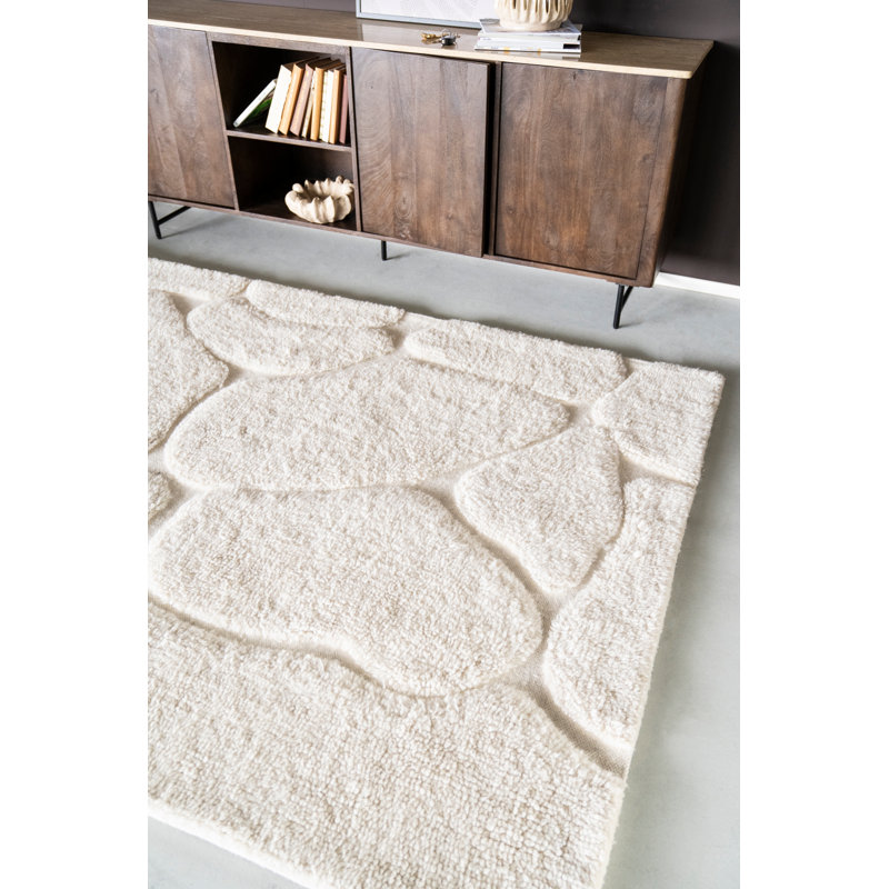 Rug Area Rug in White, Rectangle 5' x 7'5"