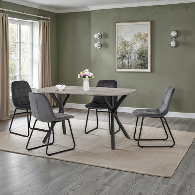 Wyarno 4 -Person Dining Set