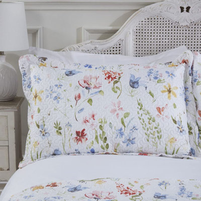 Szymanski Meadow Bedspread Set with Pillow Sham