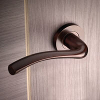 Siena Latch Door Handle, Etna Bronze