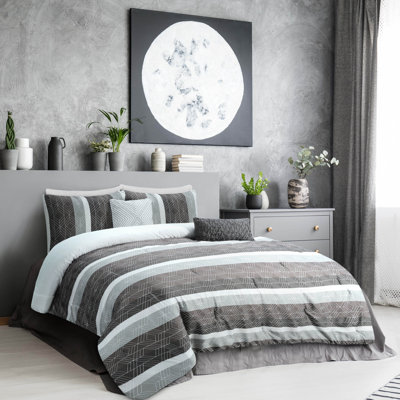  Microfiber Reversible 5 Piece Comforter Set