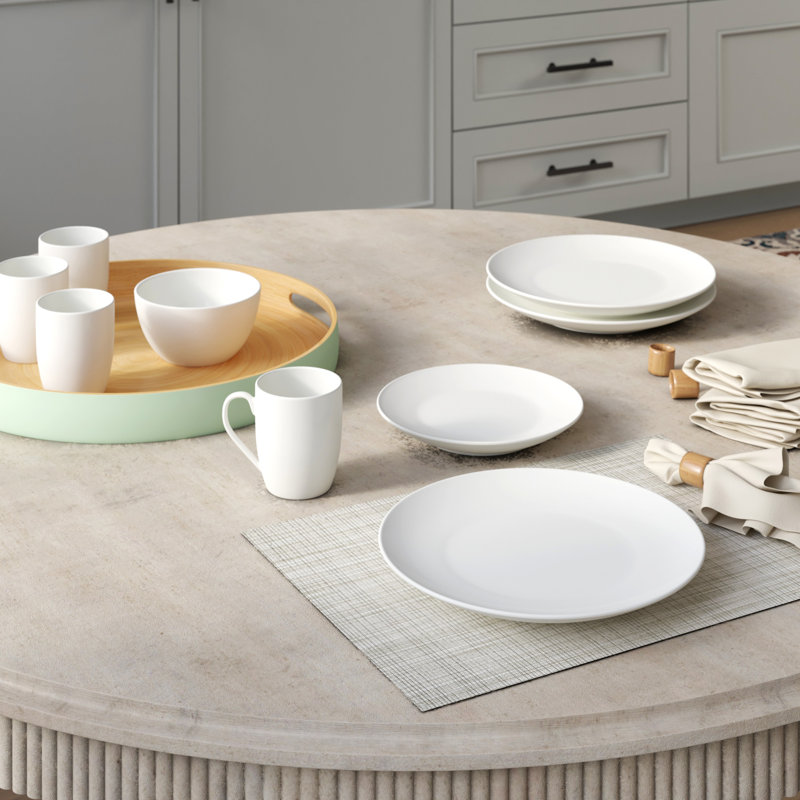 Geise Porcelain China Dinnerware Set 16 Piece - Service for 4