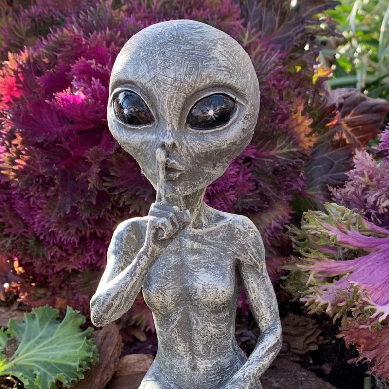 Ensemble de statue 2 pièces Old Alien Outer Space Alien Dude and Babe