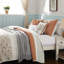 Courtepointe 6 pièces Coral King / King - réversible en coton 2 taies décoratives, 3 coussins décoratifs plissés-129988484-129988488
