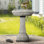 Bain d'oiseaux extérieur pour jardin 22,8 po de hauteur - Bain d'oiseaux carré en béton moderne