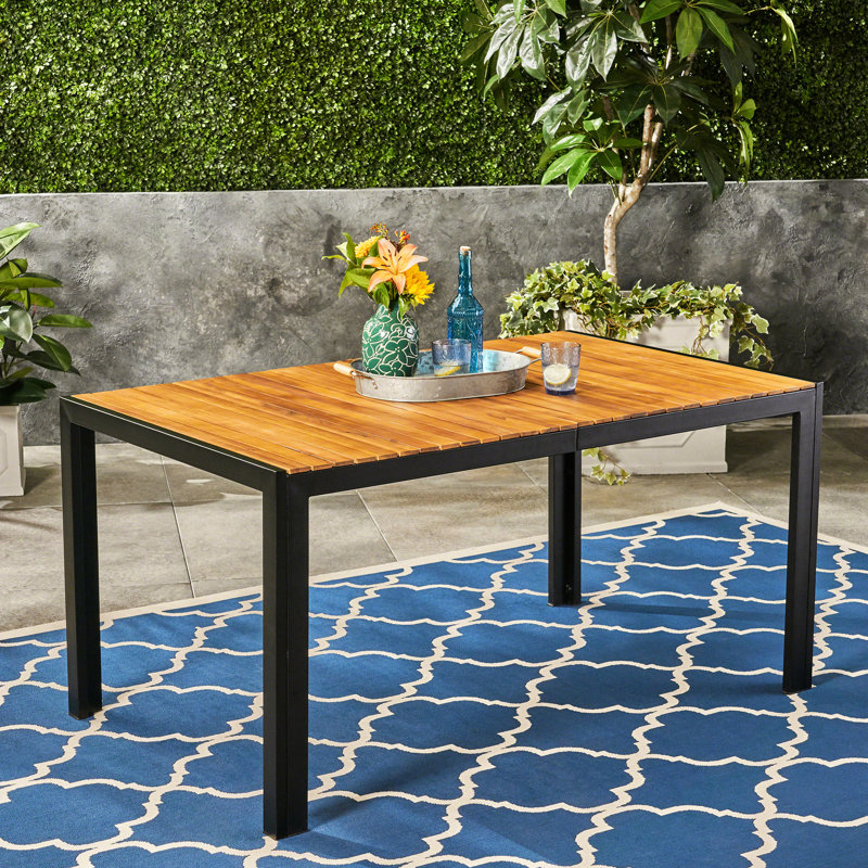 Table de salle à manger en bois tendance avec pieds en fer - 57,55 po de profondeur x 36,06 de largeur, 30 po de hauteur, pieds extérieurs protégés, finition