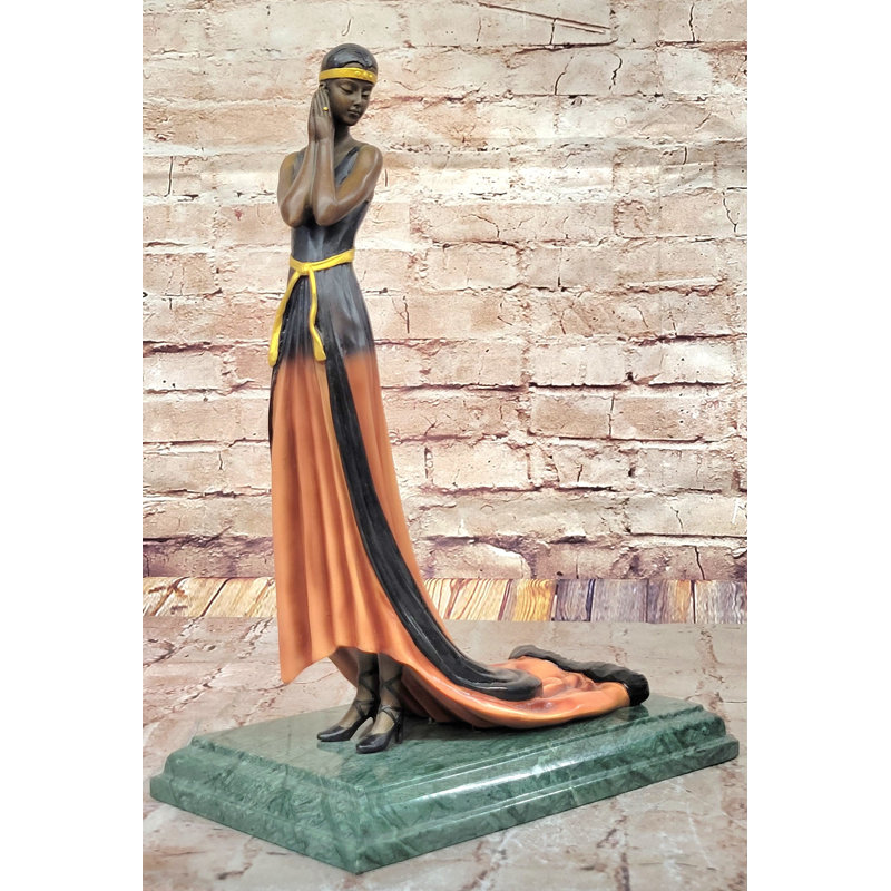 Figurines et sculptures Tayia