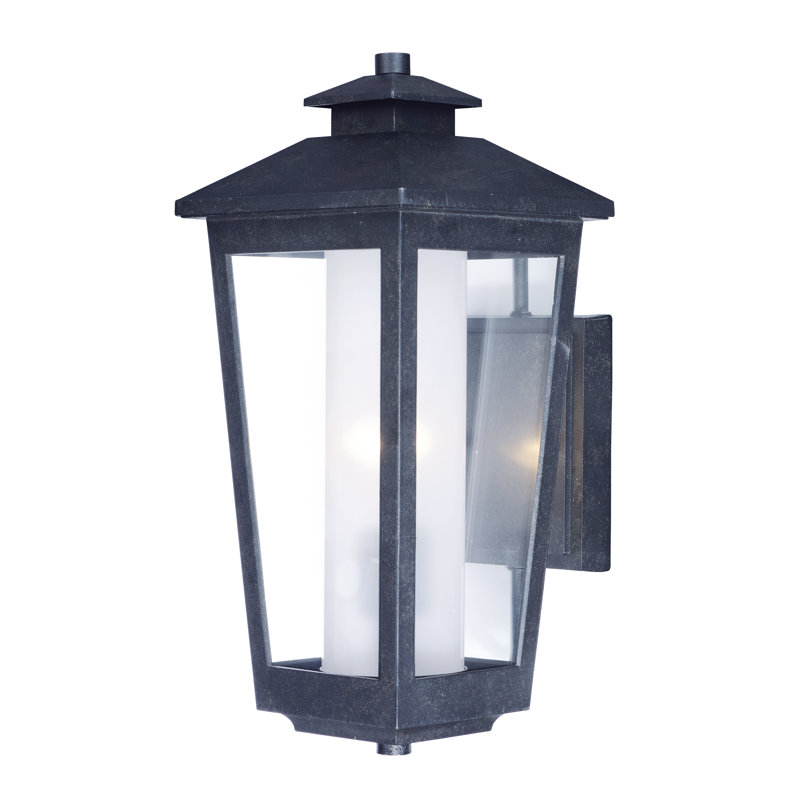 Lanterne murale d'extérieur Becontree, H 16 po x l 7 po x P 8,25 po