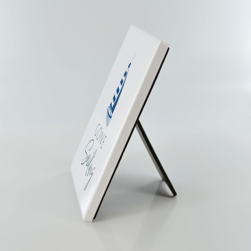 Hand Finishing Ceramic / Porcelain Decorative Object