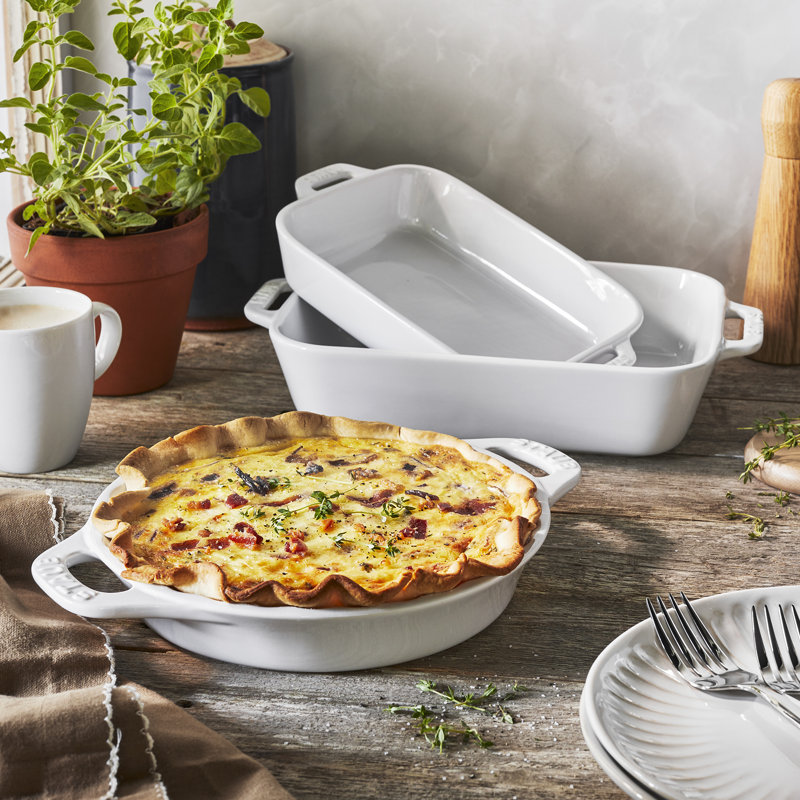 Staub Ceramic 9-inch Pie Dish, Cherry