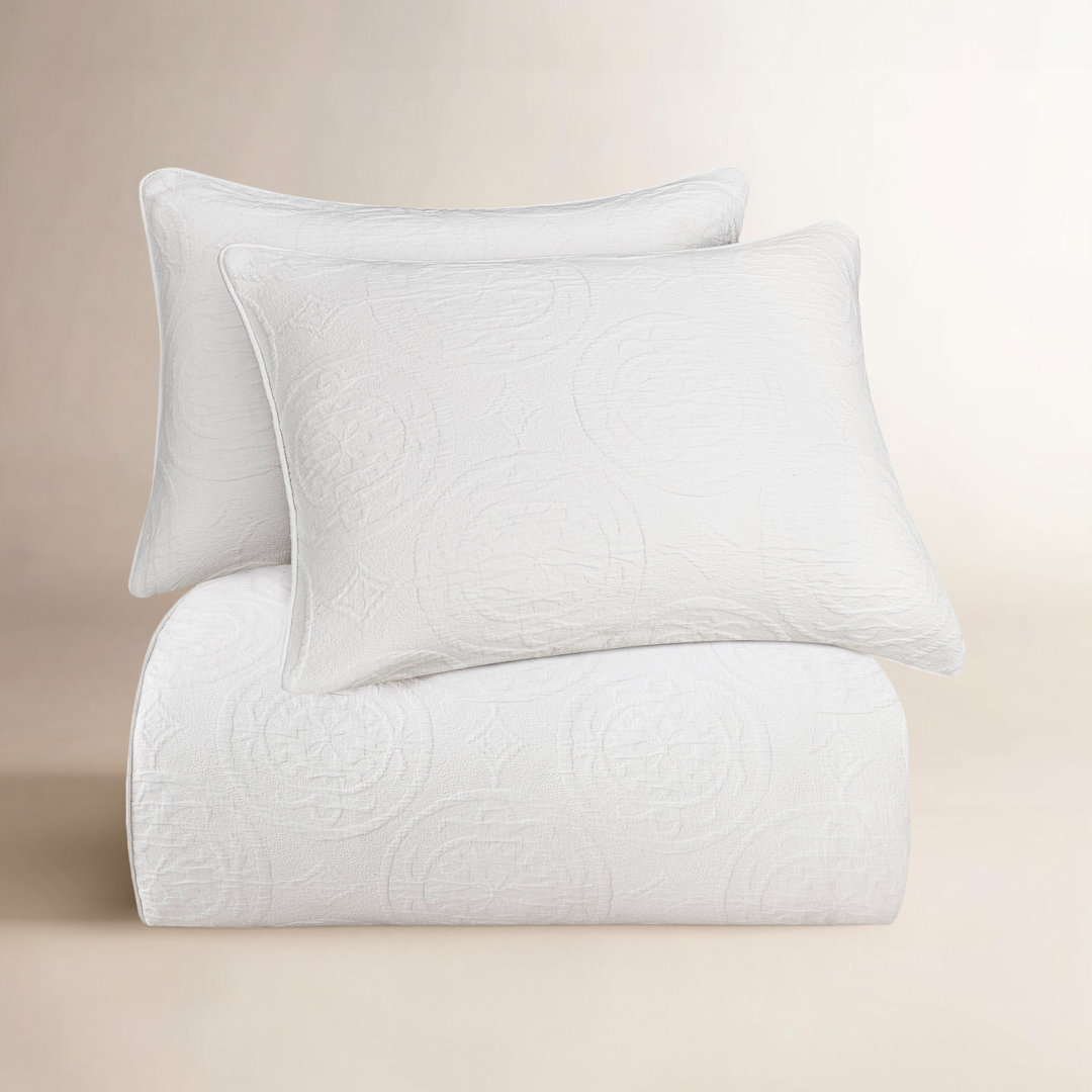 Verona Matelasse Vintage White Medallion Pattern Classic Chic Casual Cotton Duvet Cover Set HiEnd Accents 