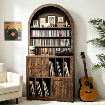 Support arqué pour platine vinyle avec rangement pour disques.