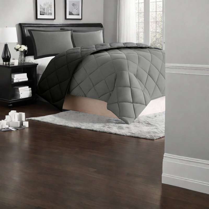 Hypoallergenic Reversible Polyester Bedding Sets For Home Comfort