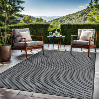 Diamond Outdoor Rug
