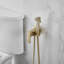Robinet de bidet mural à poignée simple avec poignée et corps de mélangeur en or brossé