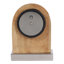 Horloge décorative en bois de manguier avec base en métal pour le style de bureau