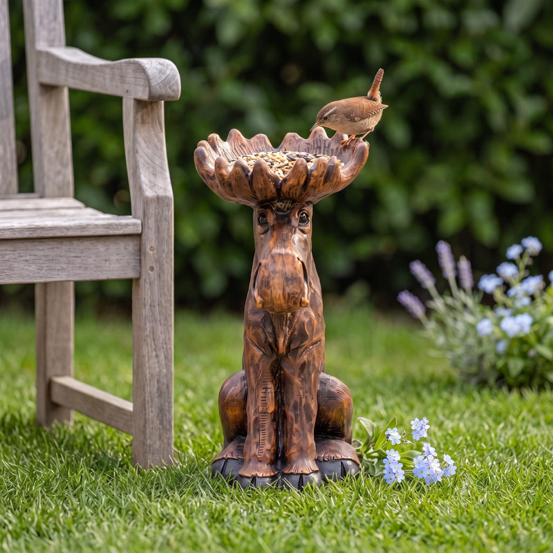Statue de jardin orignal Cabin Fever