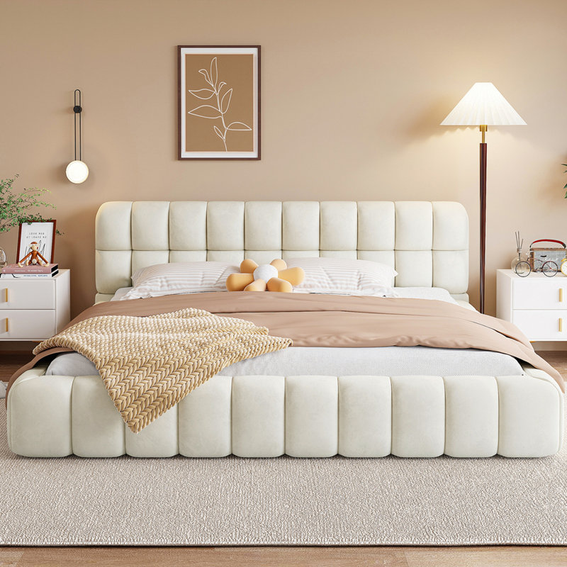 Très grand lit plateforme tapissier, Beige