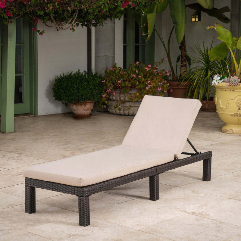 Puerta KD Chaise Lounge, Handwoven Rattan Outdoor Recliner with Water-Repellent Cushion, Beige Cushion/Brown Frame