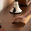 Armoire d'appoint en noyer massif