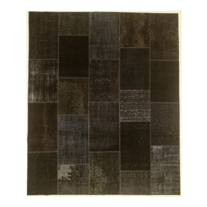 Geometric Area Rug in Brown