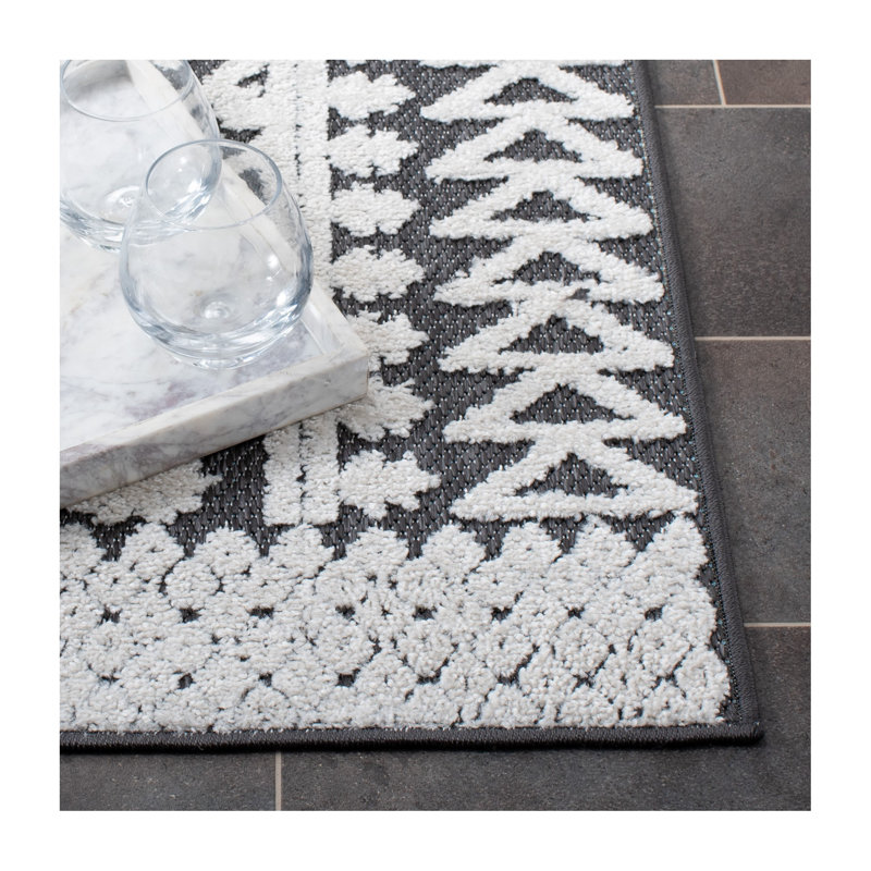 Tapis géométrique Doe Performance, Carré 6 pi 7 po