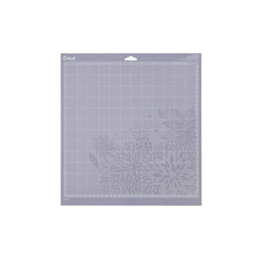Accessoire de coupe de tapis