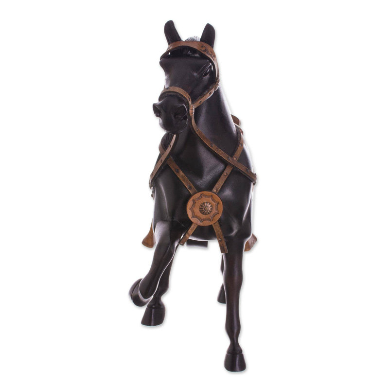 Novica Peruvian Paso Horse (11.5 Inch) Cedar Wood Sculpture