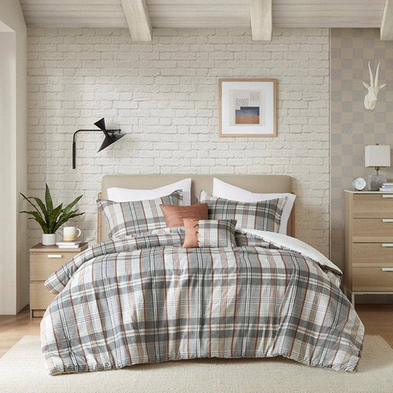48f-f3cf-f5f06 Comforter