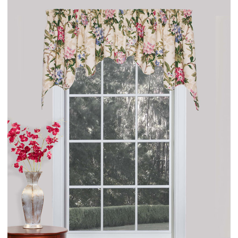 Hillhouse Circa Traditional Cotton Floral Empress Swag