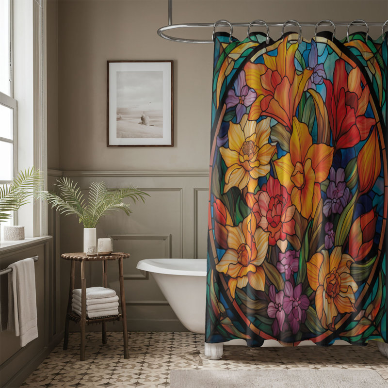 Davinah, 74"H x 71"W