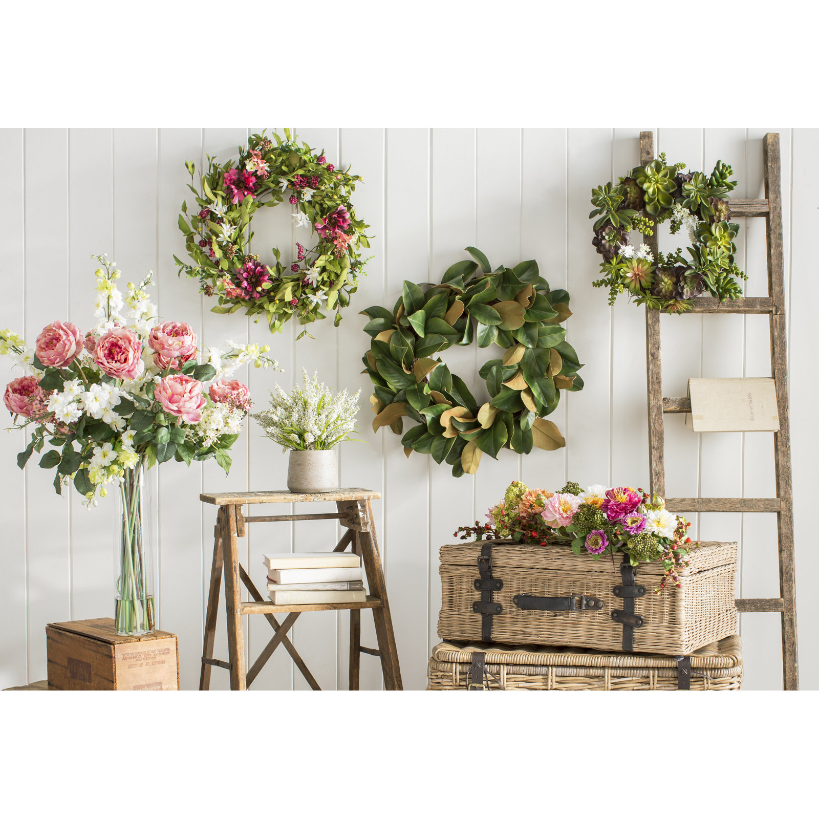 Ferdinand Lavender Floral Arrangement, Soft White