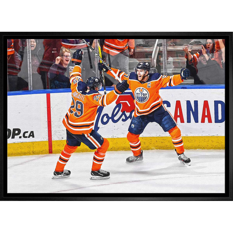 Leon Draisaitl et Connor McDavid, célébration 20 "