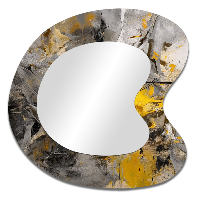 «Bliss Of Happiness» en gris et jaune I - grand miroir mural asymétrique à collage abstrait, miroir décoratif de forme unique grise, impression sur métal