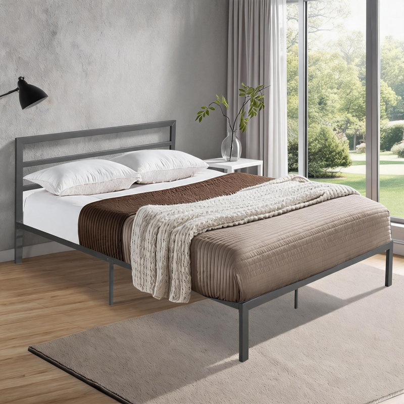 Lit plateforme grand format moderne en métal massif gris froid avec tête de lit, aucun sommier requis
