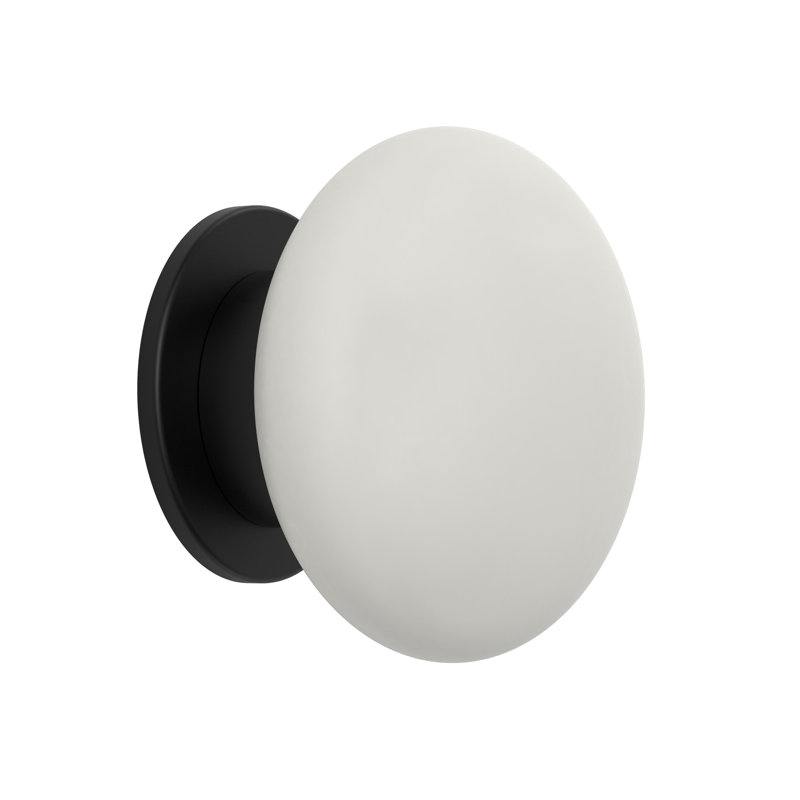 Zeppo 1 - Light Bath Sconce, Matte Black