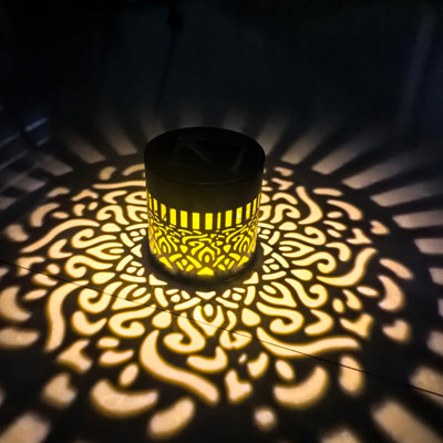 Small Solar Outdoor Lanterns for Garden & Patio
