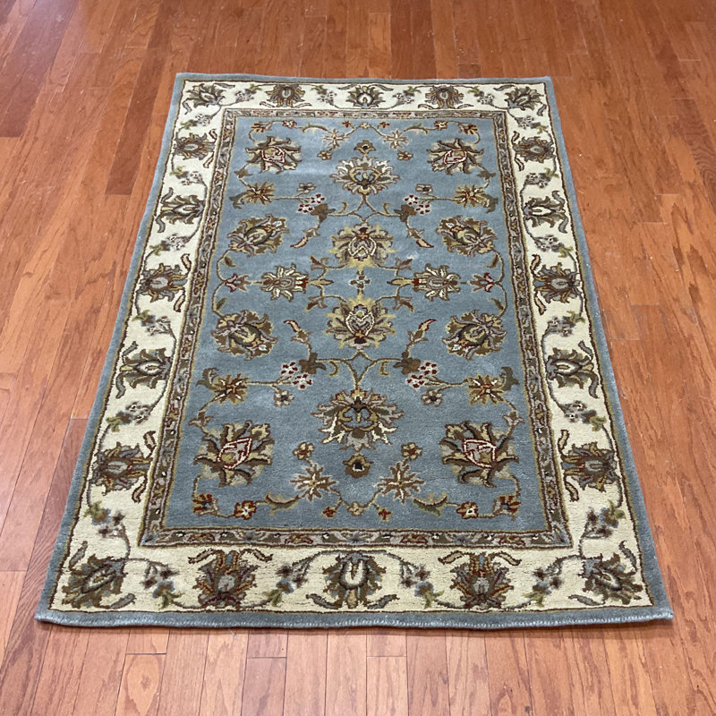 Wool Oriental Indoor Rug, Rectangle 4' x 6'