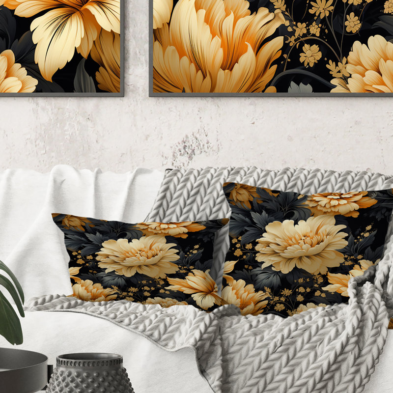 Coussin décoratif en polyester damas jaune, H 16 po x l 16 po