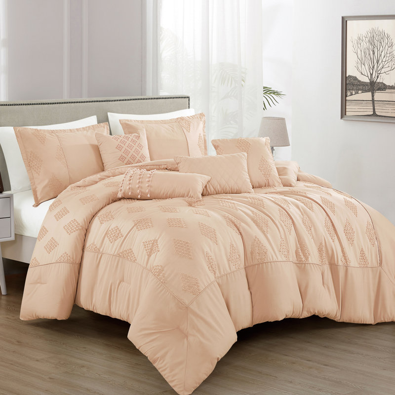 Channel Comforter, Queen