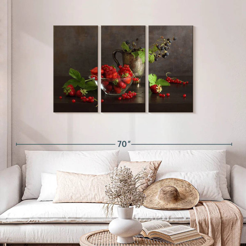Yarlin Midsummer Berries, 24" H x 38" W