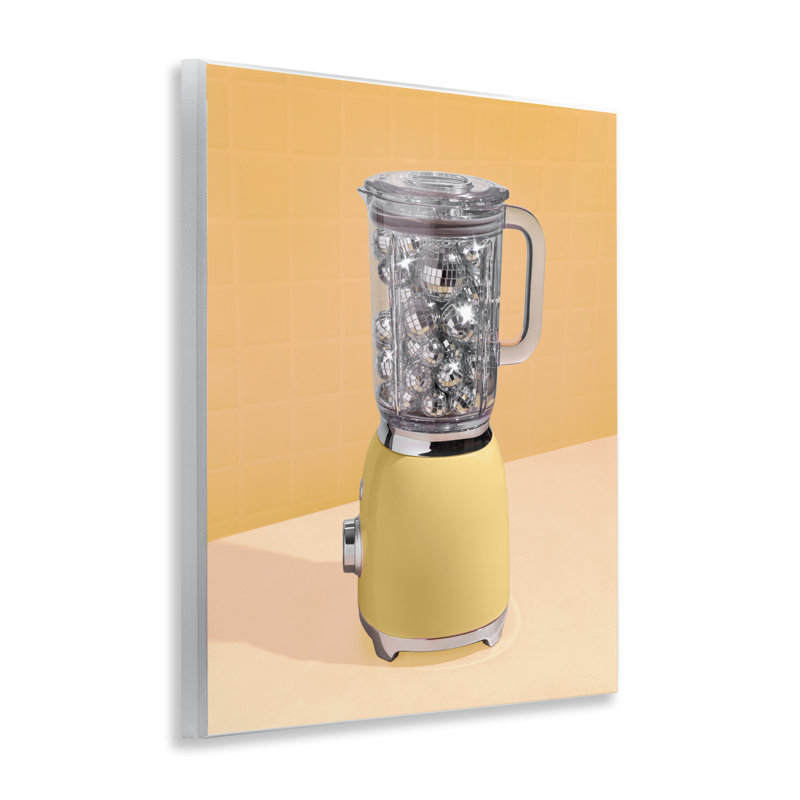 Plaque murale Disco Drink Blender sur jaune, design par Lish Creative