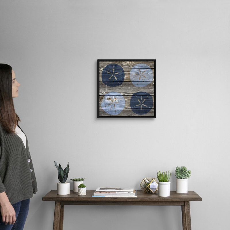 «Blue Sand Dollars» par Melody Hogan, reproduction sur toile, Cadre noir, H 18 po x l 18 po x P 1,75 po